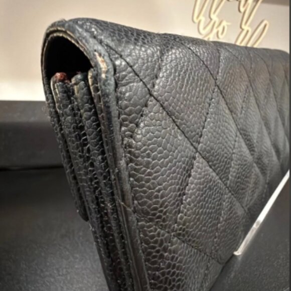 CH001. Chanel, CC Caviar Straight Flap, Long Wallet w/Box & COA - Picture 4 of 5